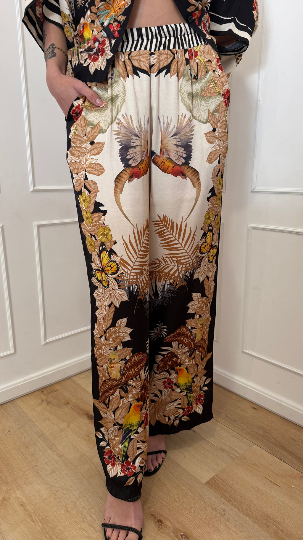 Pantalone forte dei marmi anomie