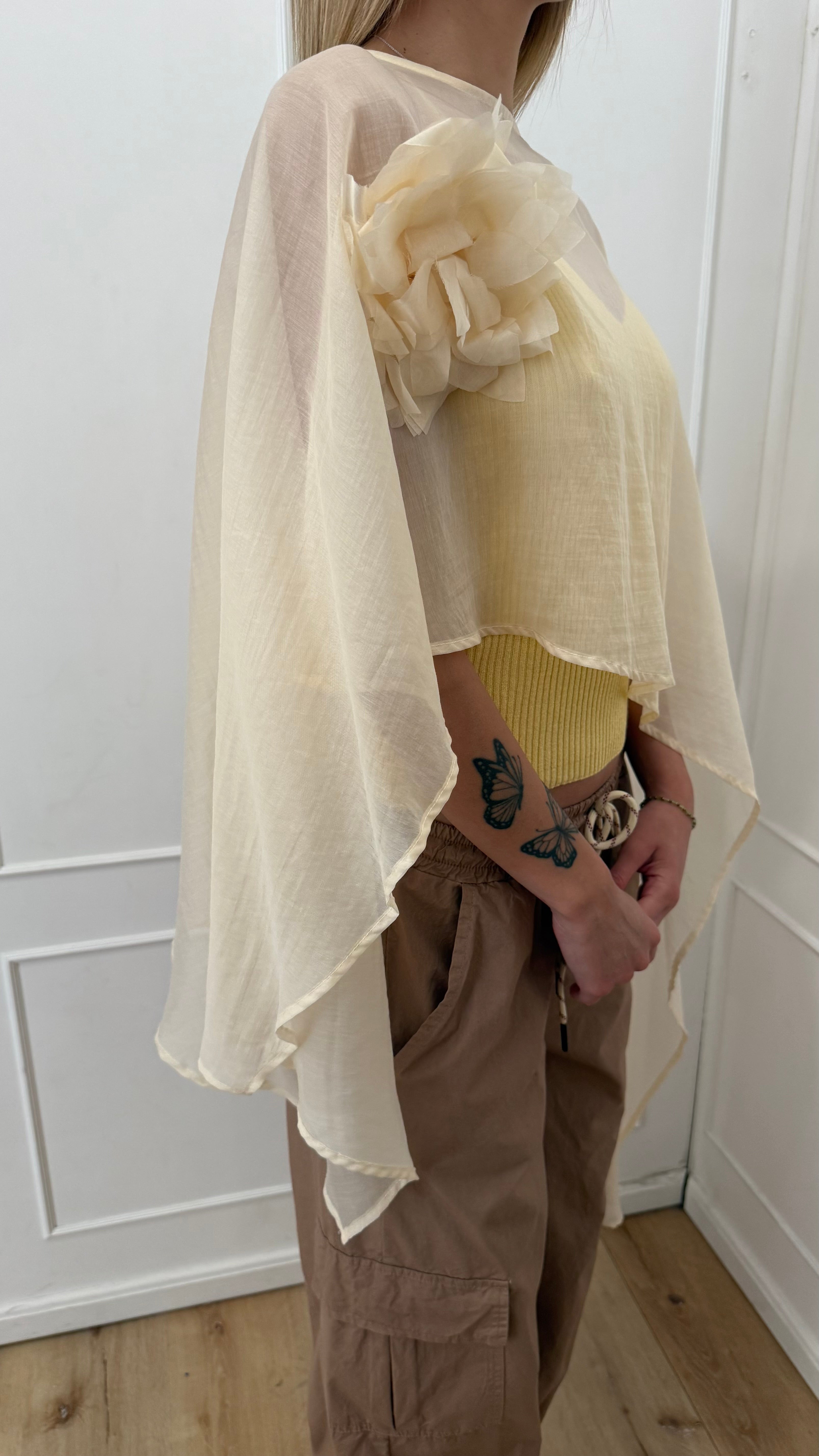 Mantella chiffon sabbia   kontatto