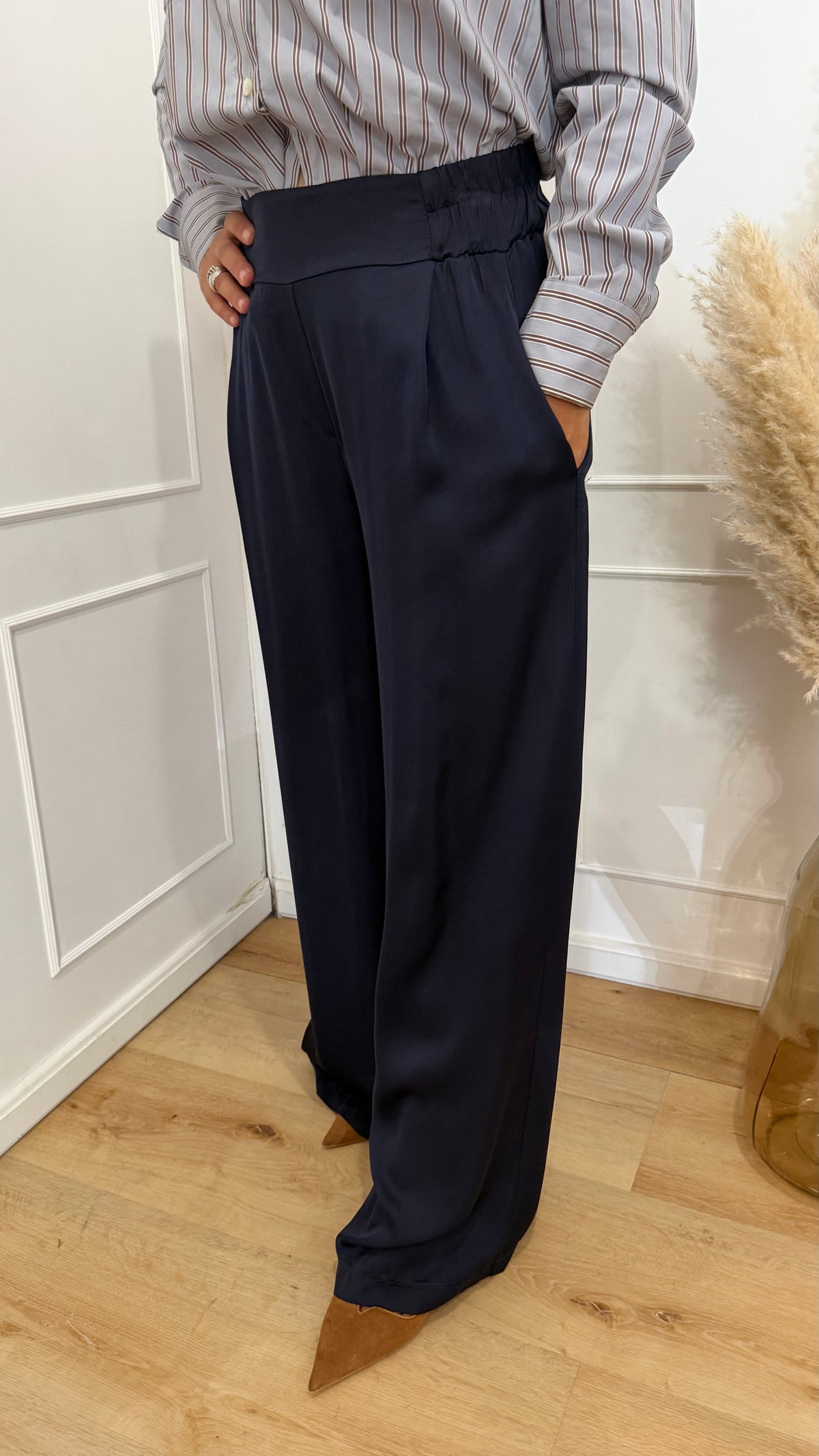 Pantalone effetto raso blu susymix