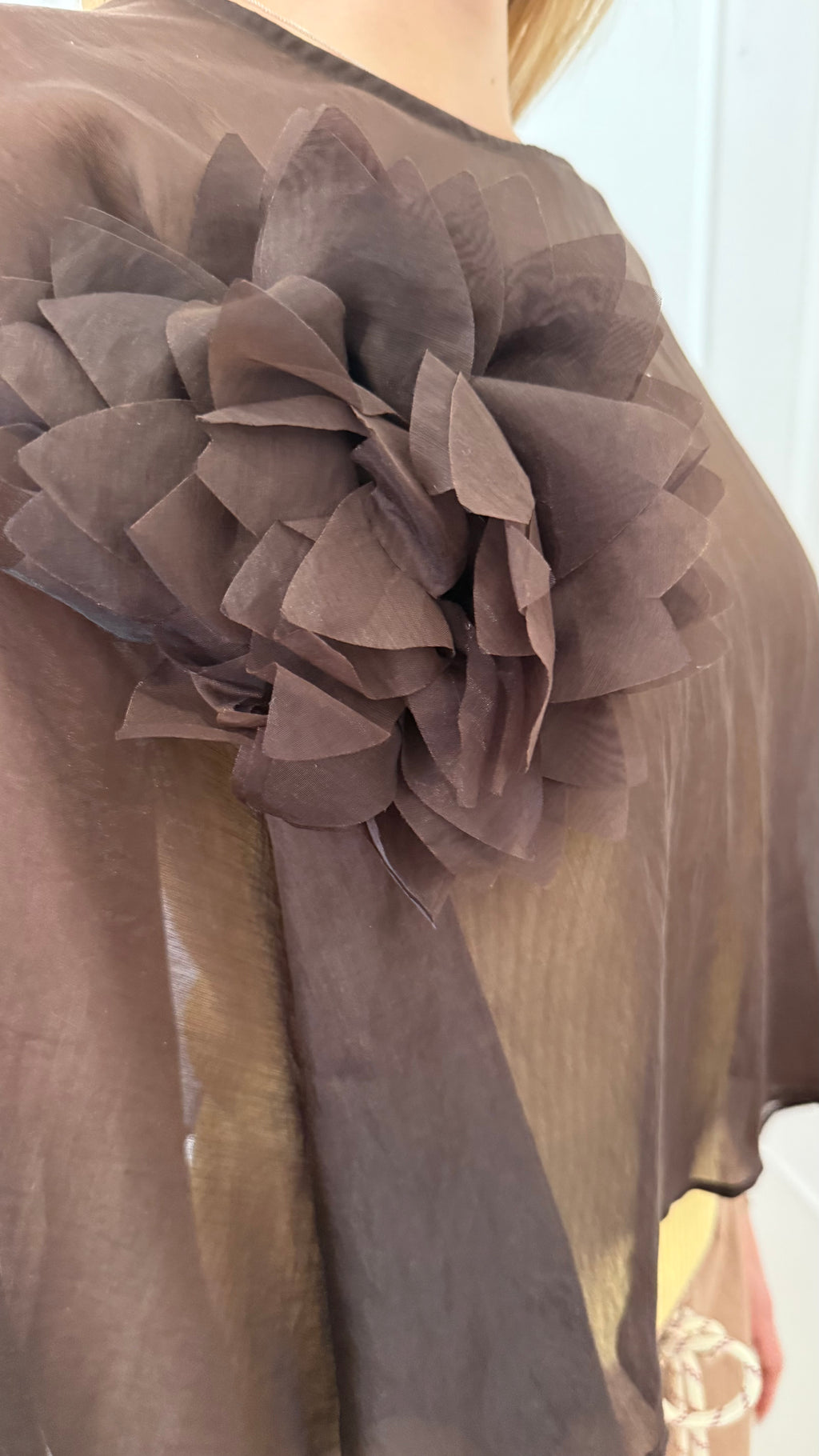 Mantella chiffon moro  kontatto