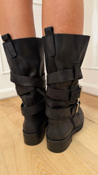 Biker Nabuk nero con fibbia argento Divine Follie
