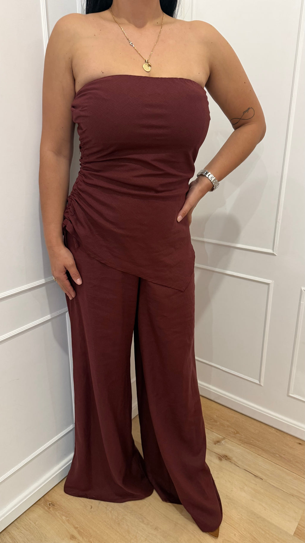 Completo top a fascia e pantalone brown berry Kontatto