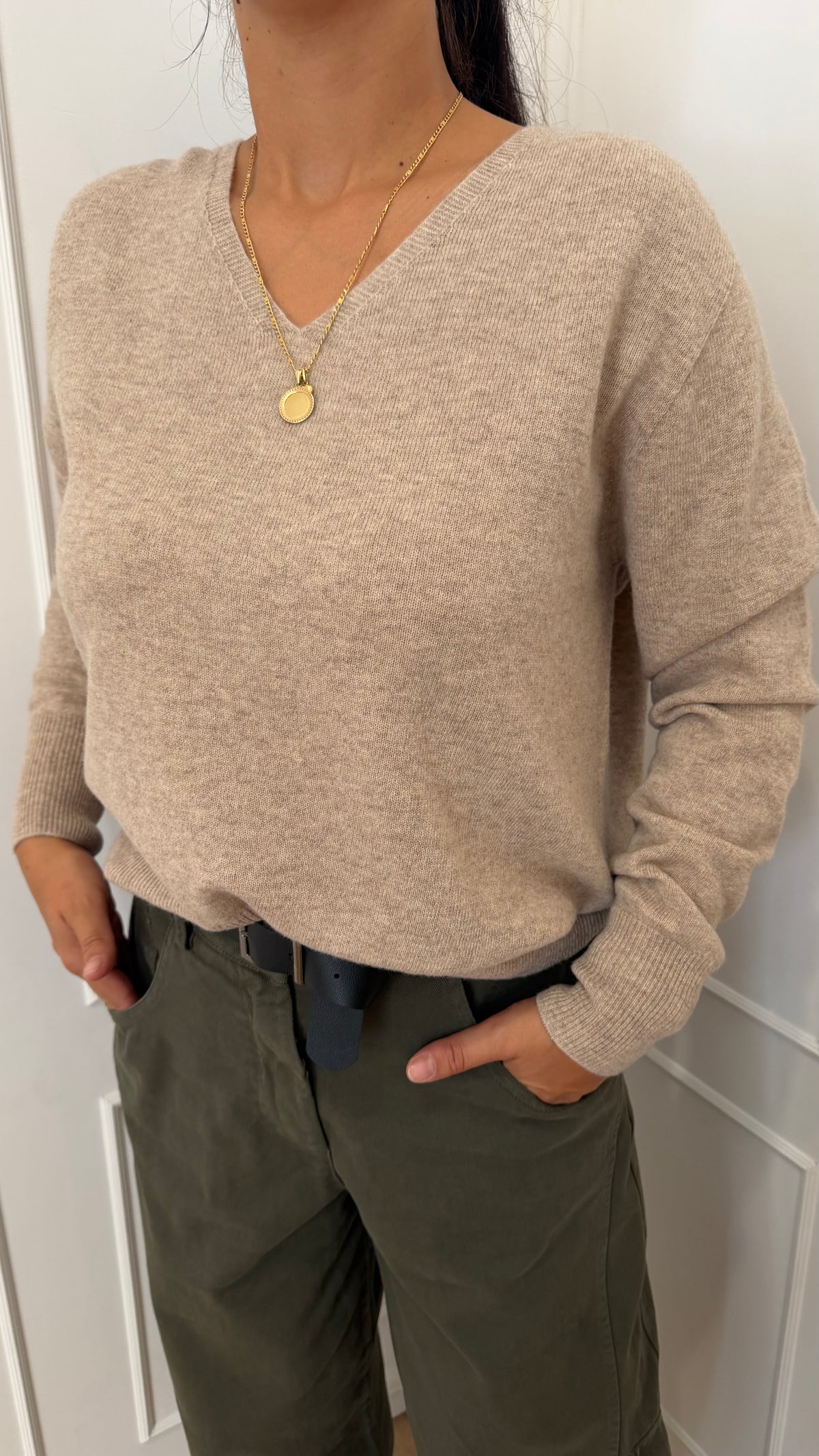 Maglia scollo a V senza cuciture beige griffai