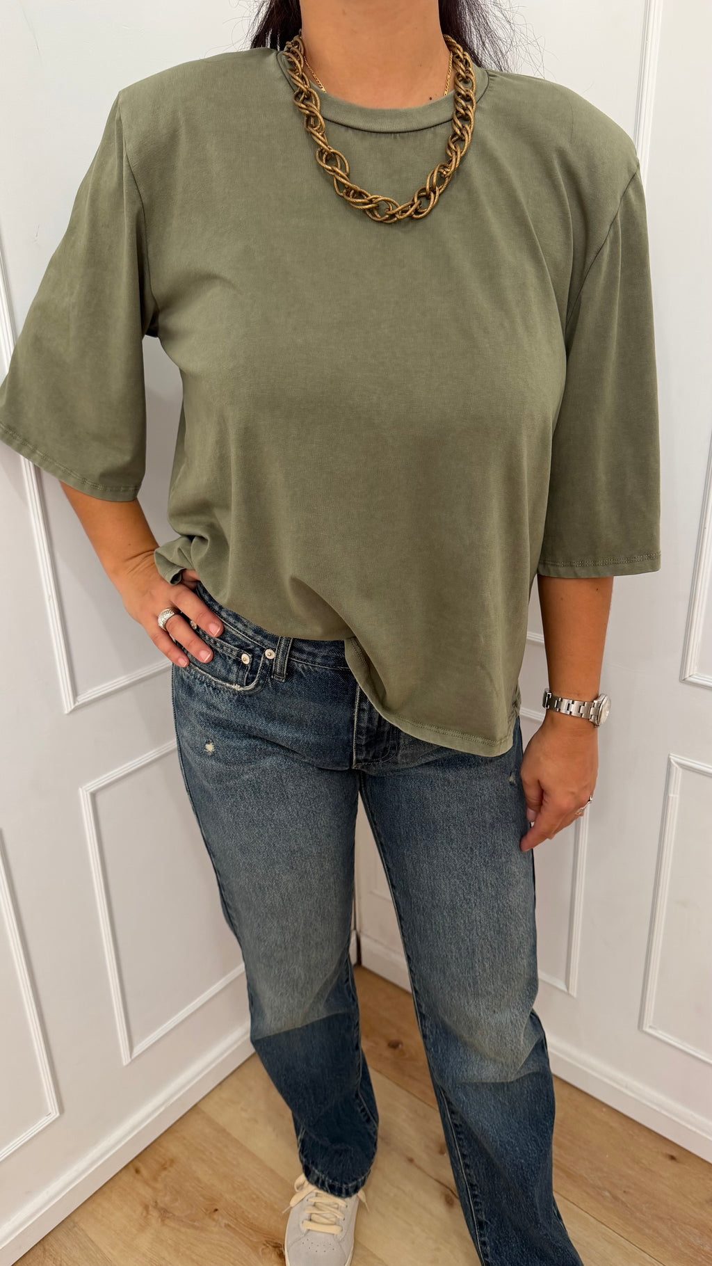 T-shirt verde con collana Susy Mix