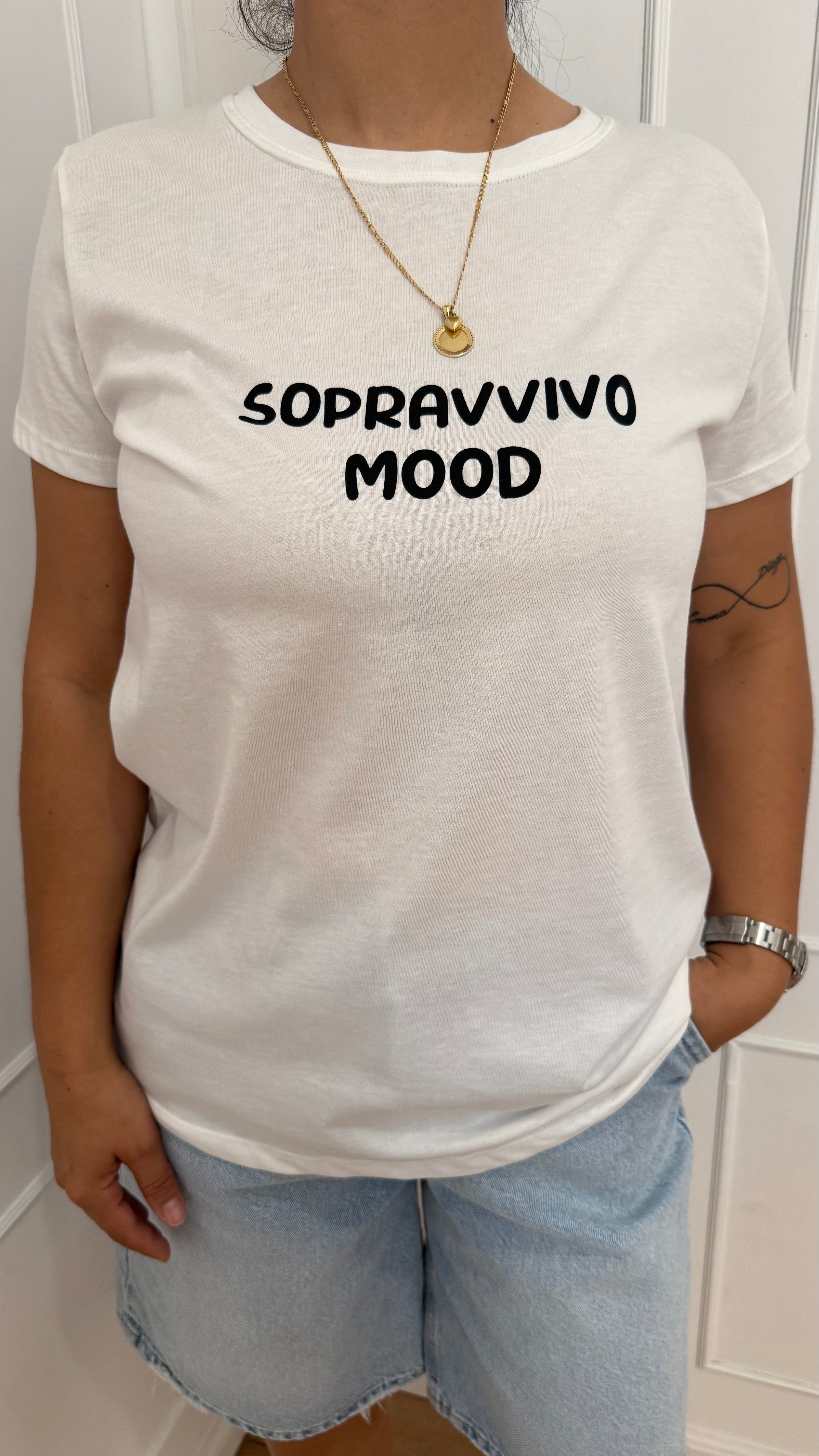T shirt sopravvivo mood vicolo