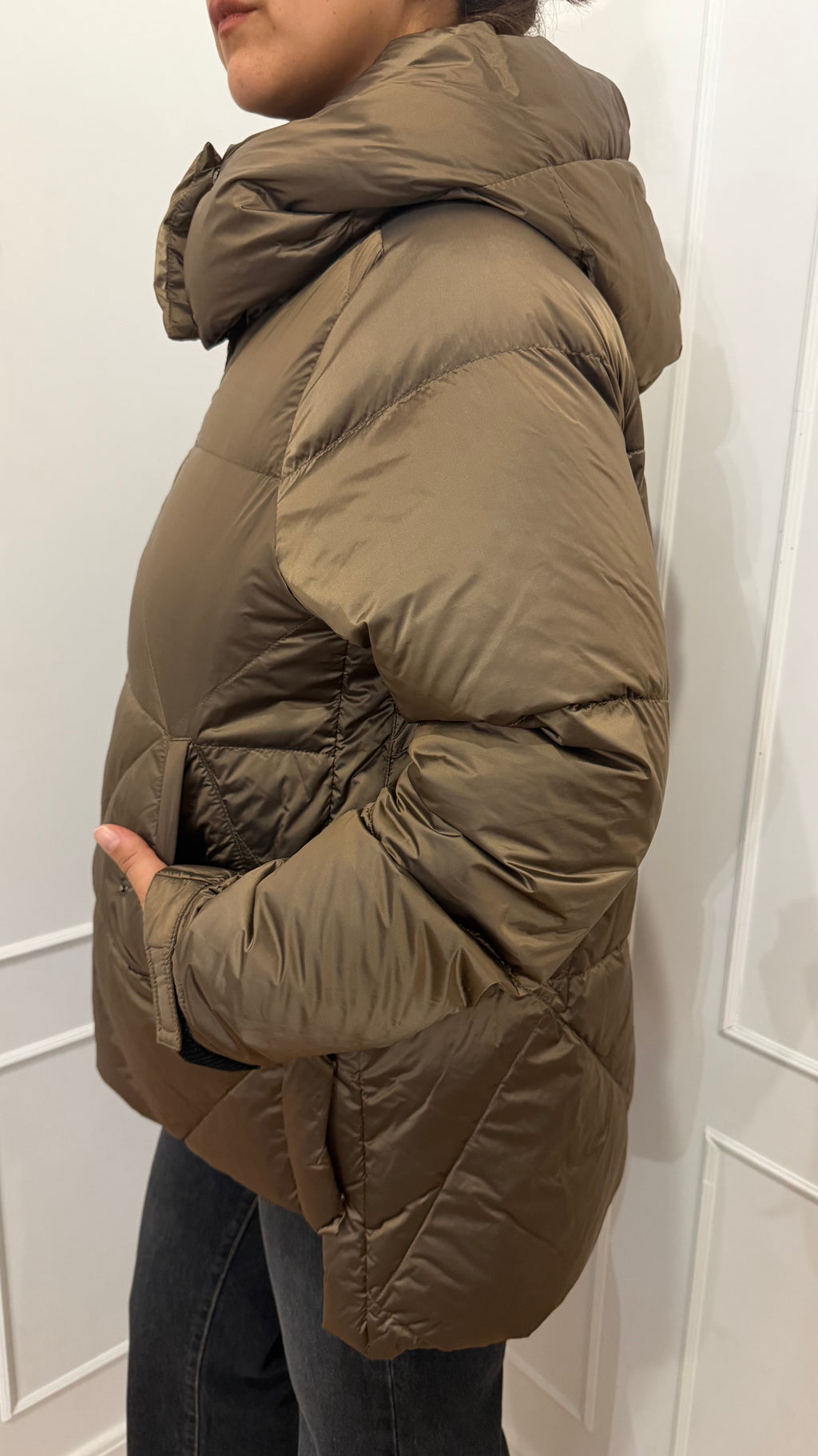 Piumino maxi con cappuccio tortora Have One