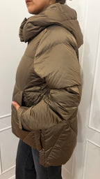 Piumino maxi con cappuccio tortora Have One