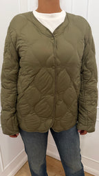 Piumino con impunture verde militare Haveone