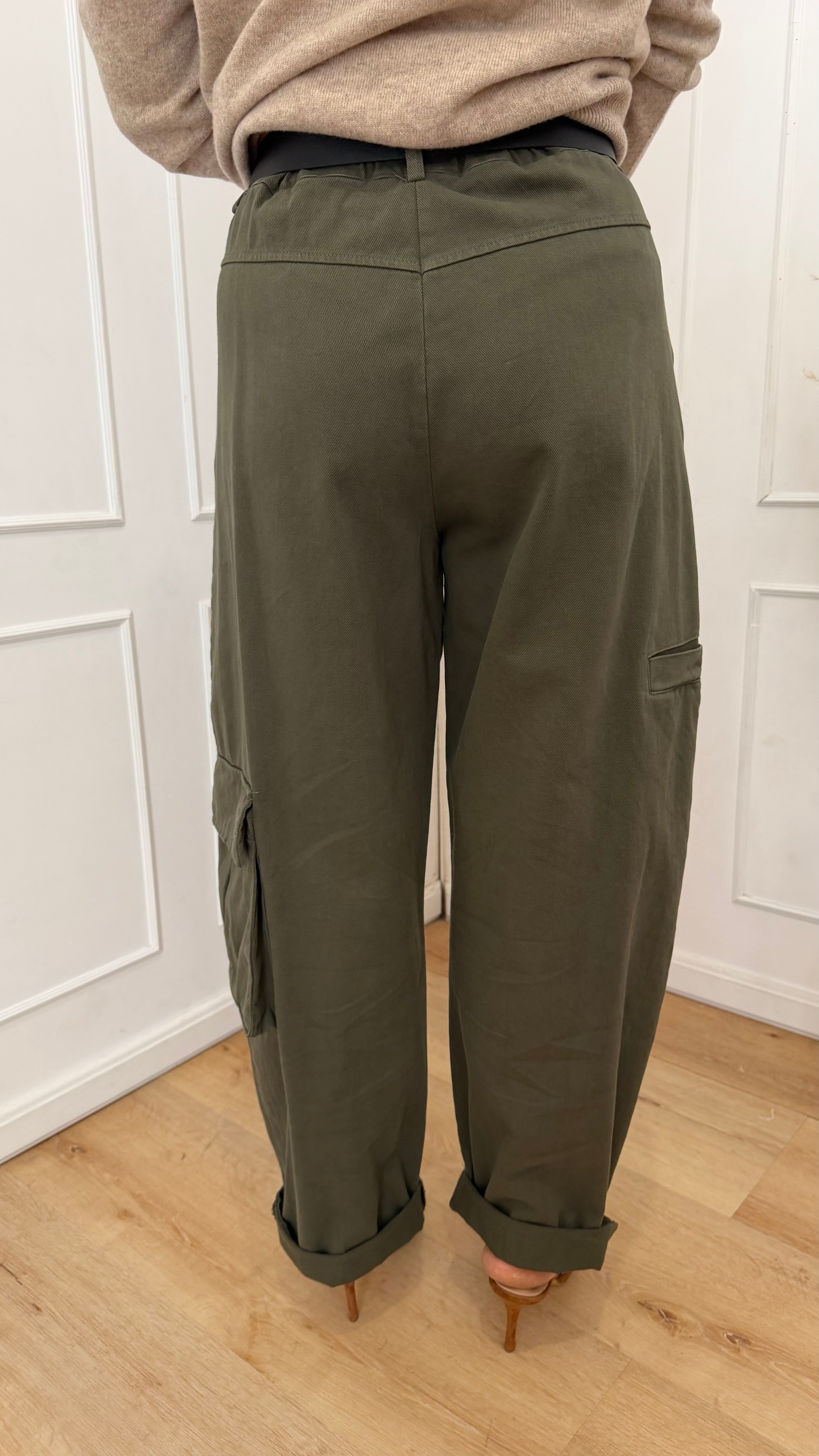 Pantalone ovetto tasconato verde militare susymix