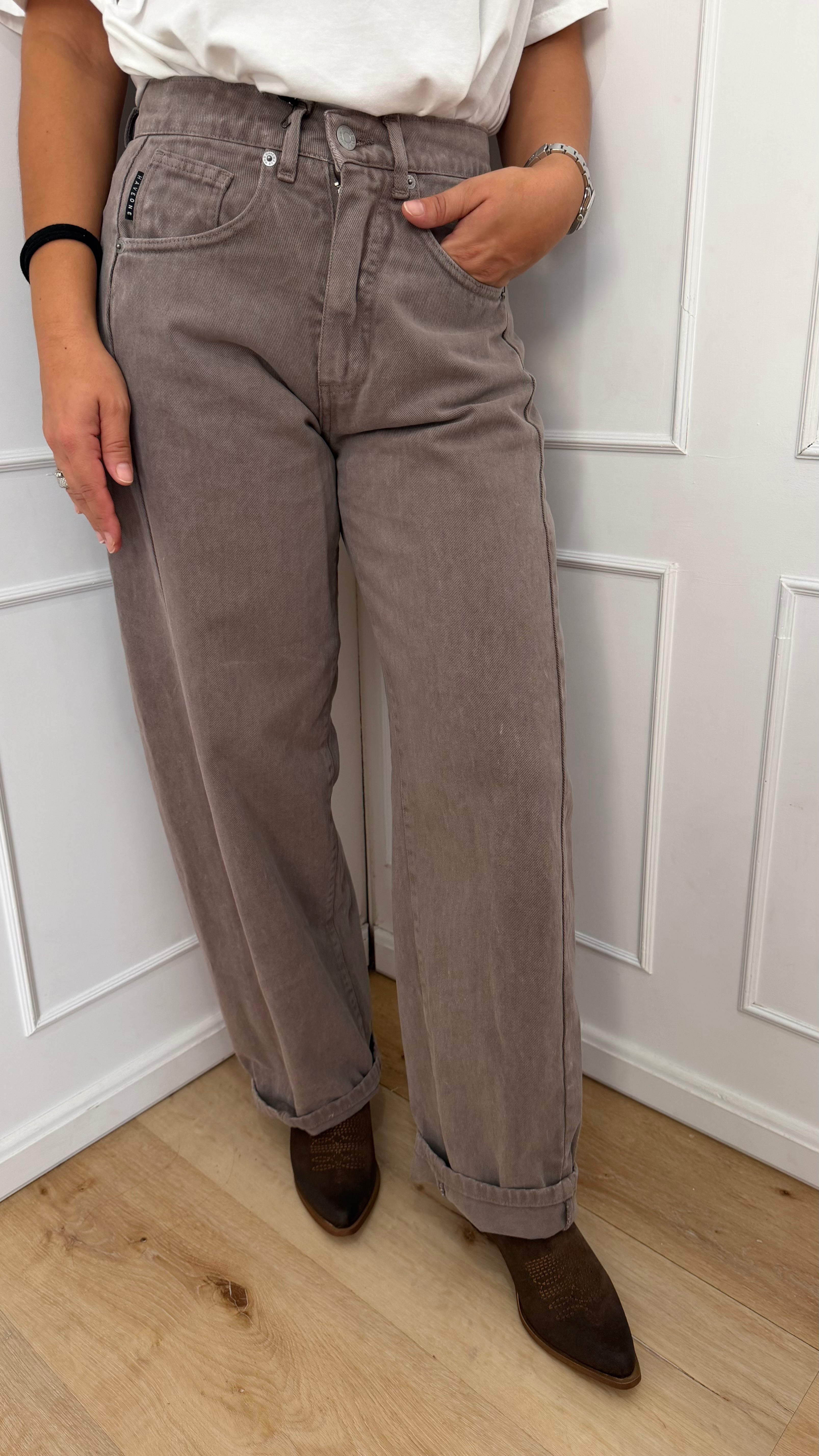 Jeans Lucy barrel in denim fango - HaveOne