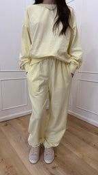 Completo in felpa Susy Mix giallo