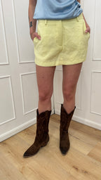 Shorts giallo kontatto