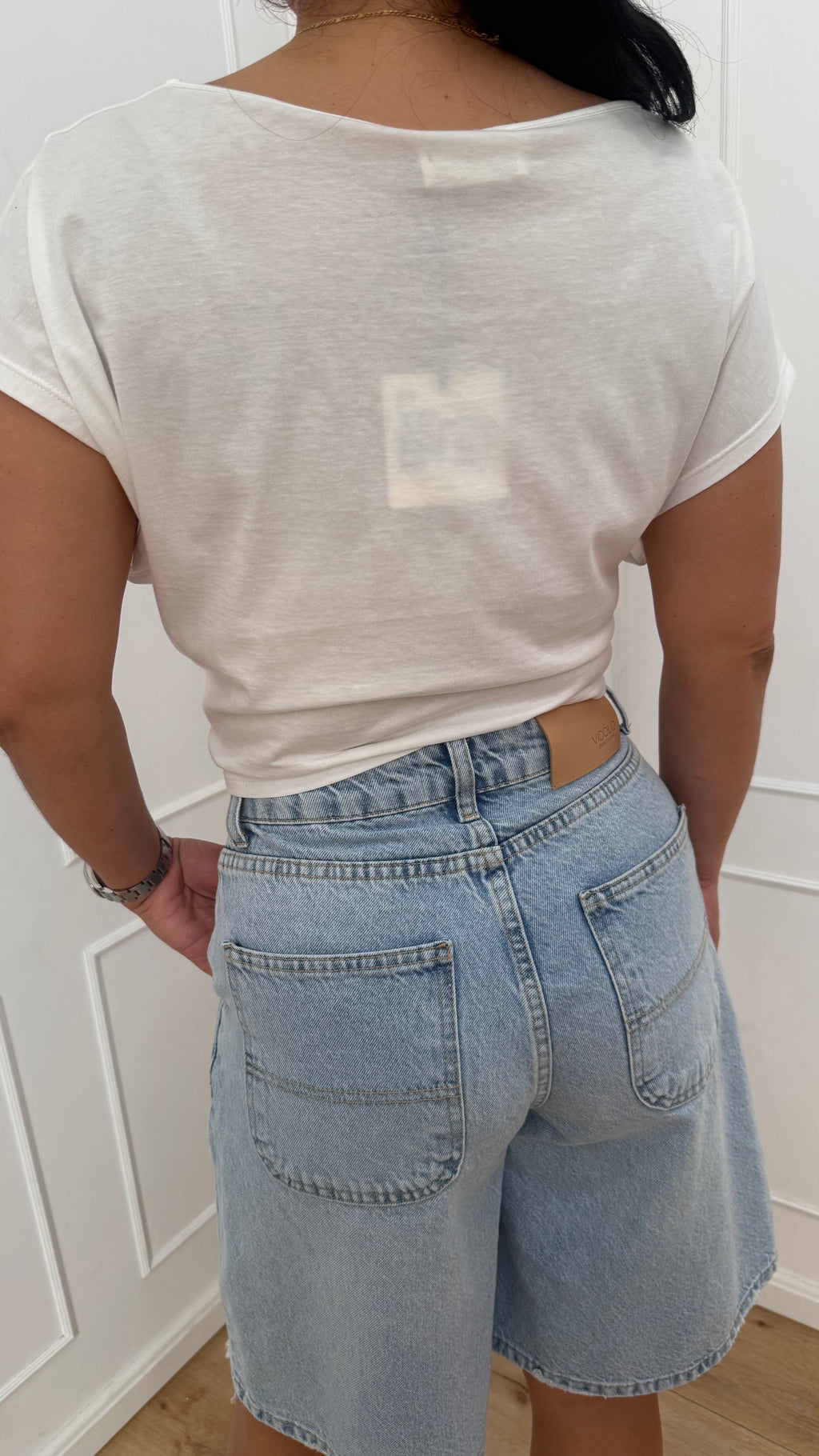 CROP top nodo bianca vicolo