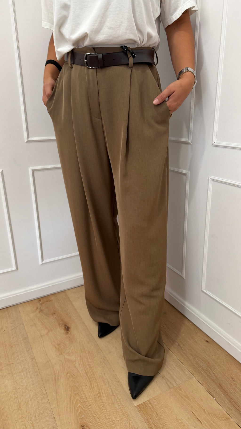 Pantalone taglio uomo carota tortora  Haveone