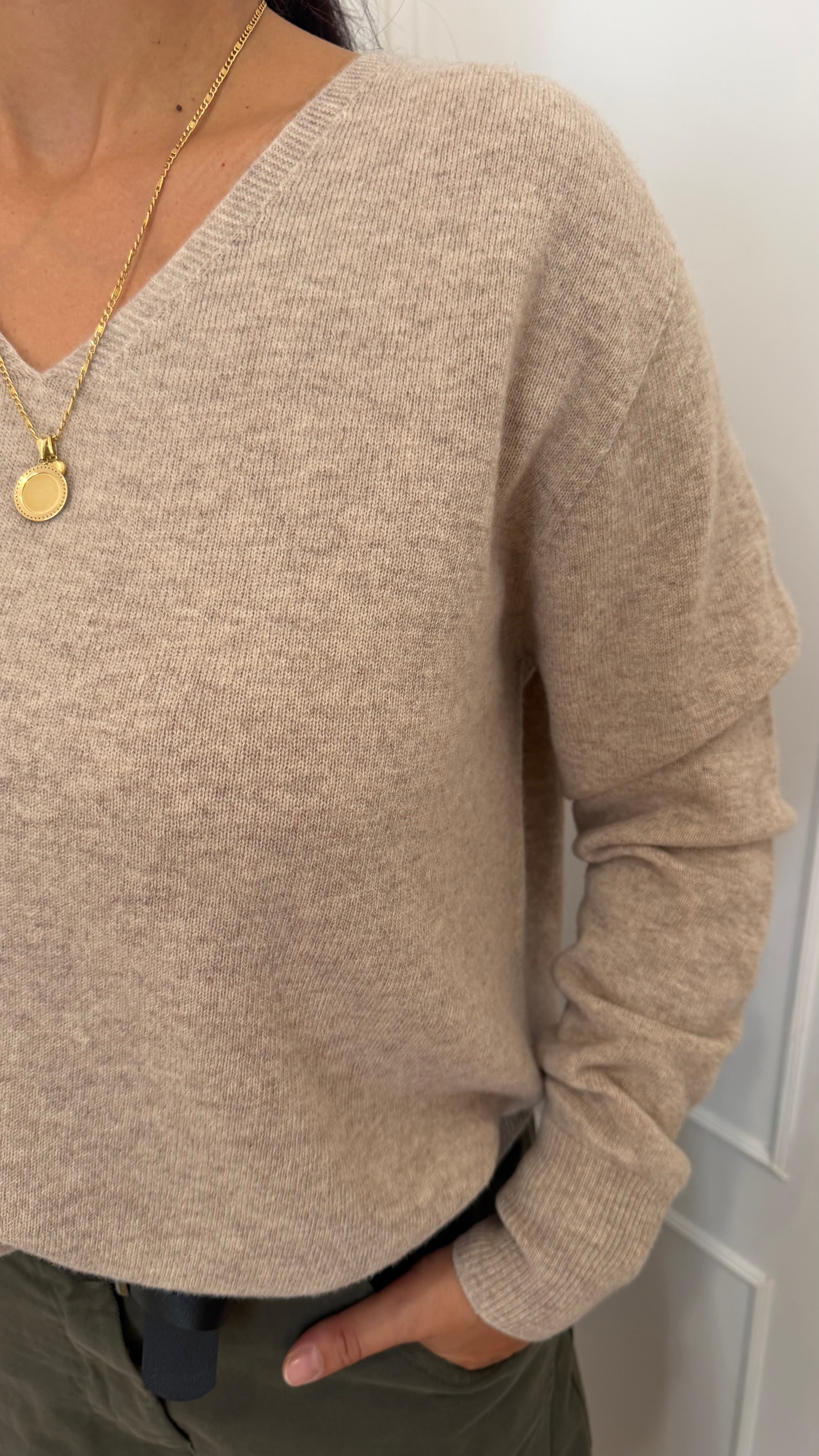 Maglia scollo a V senza cuciture beige griffai