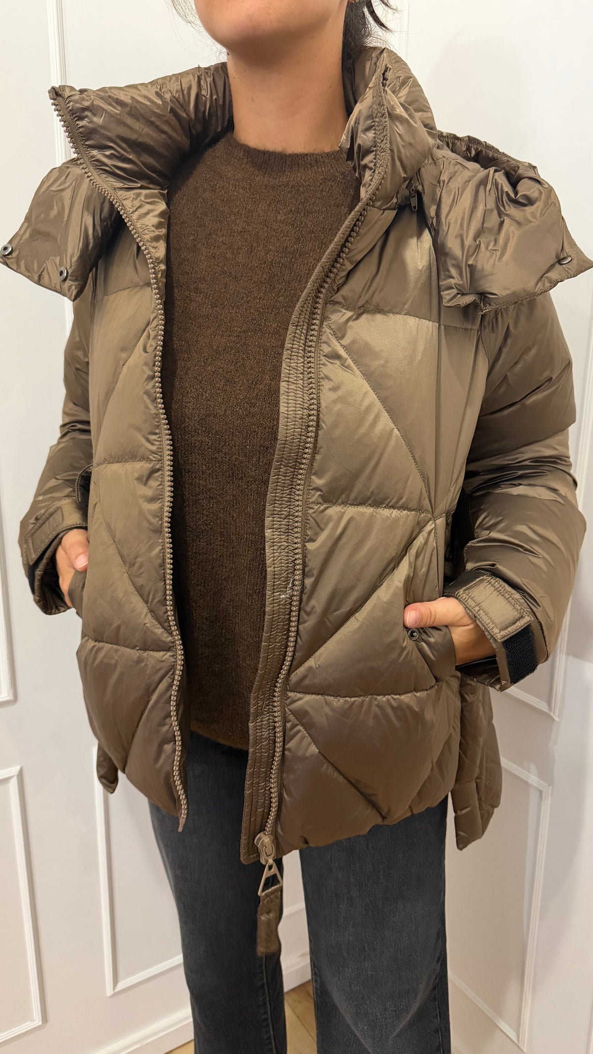 Piumino maxi con cappuccio tortora Have One