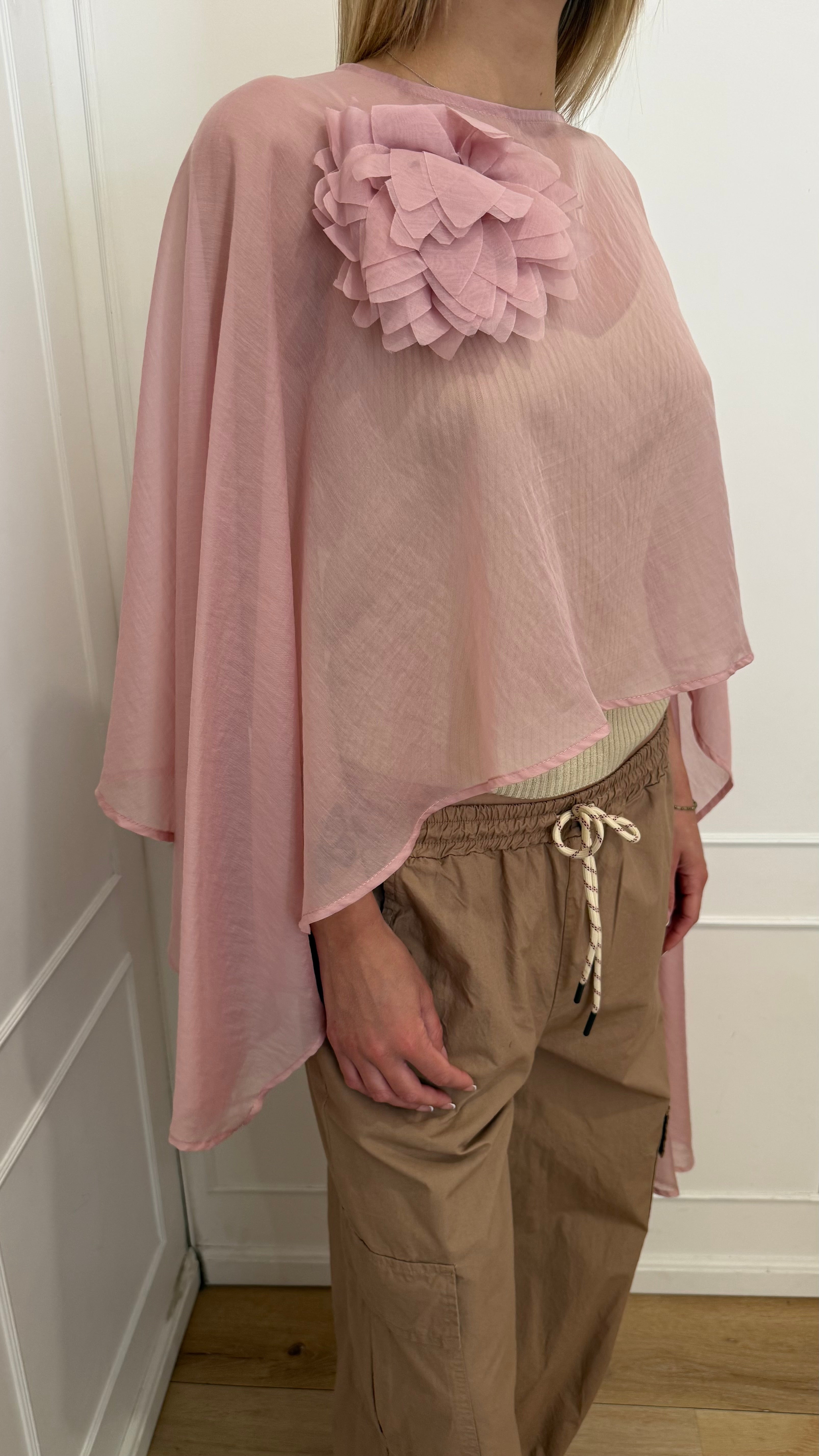 Mantella chiffon petalo kontatto