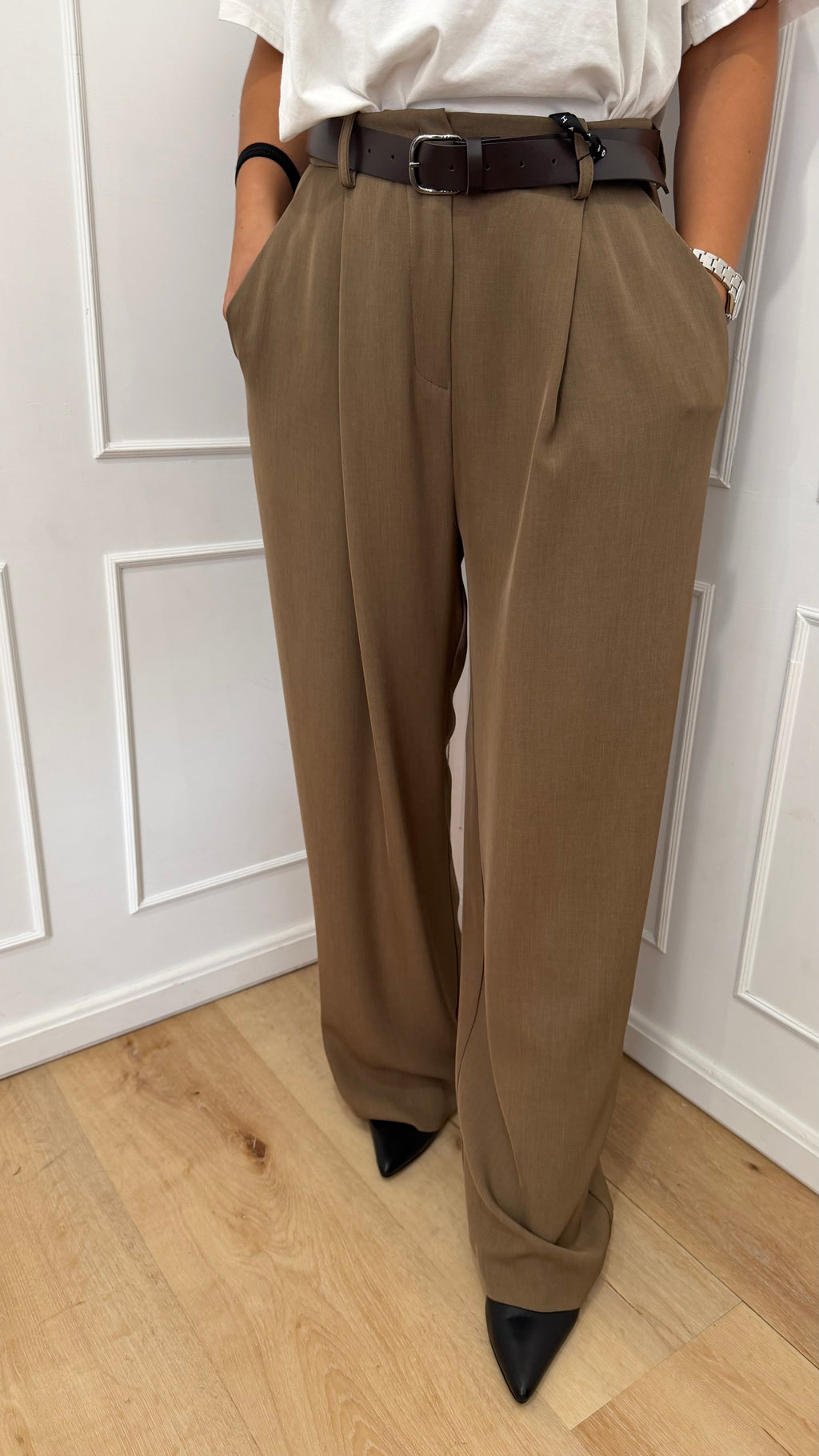 Pantalone taglio uomo carota tortora  Haveone
