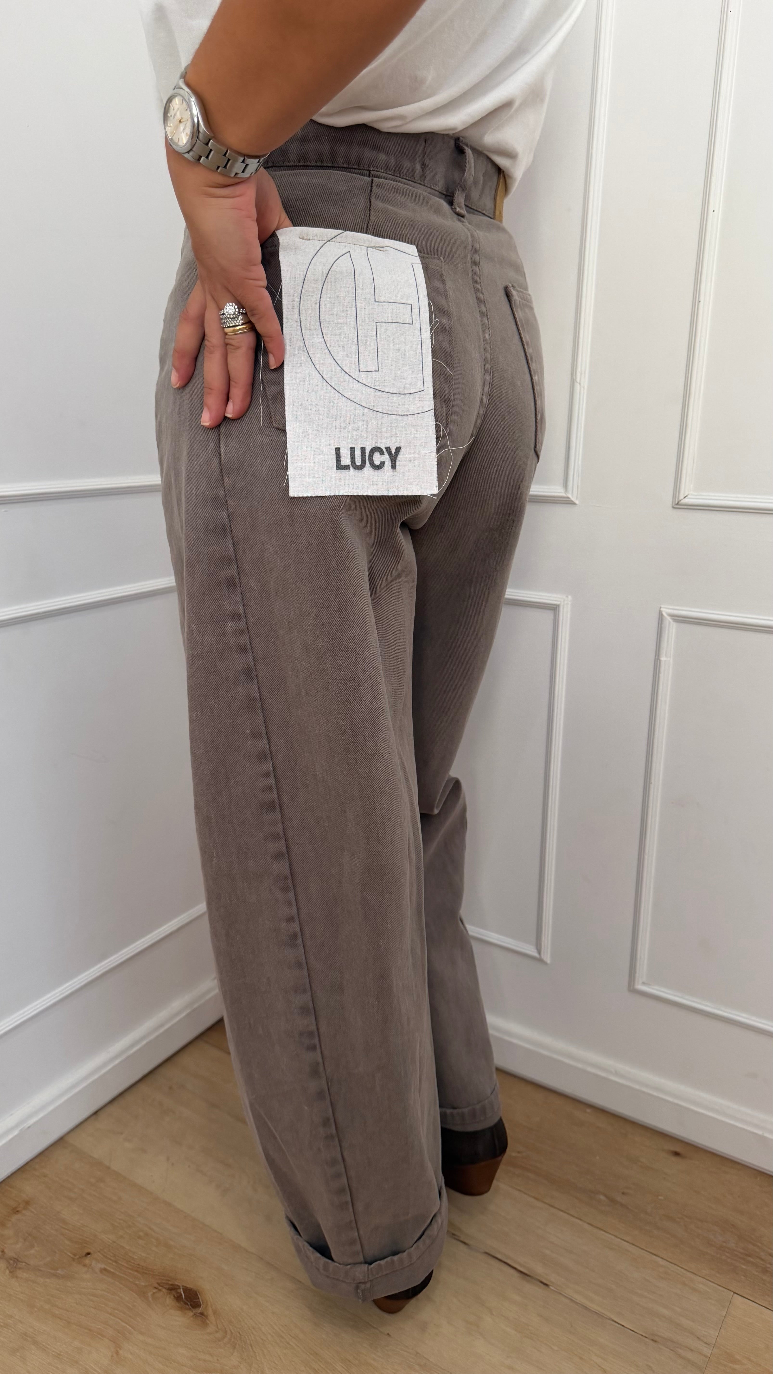 Jeans Lucy barrel in denim fango - HaveOne