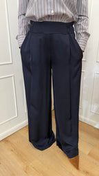 Pantalone effetto raso blu susymix