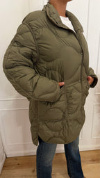 Piumino midi con impunture verde militare Haveone