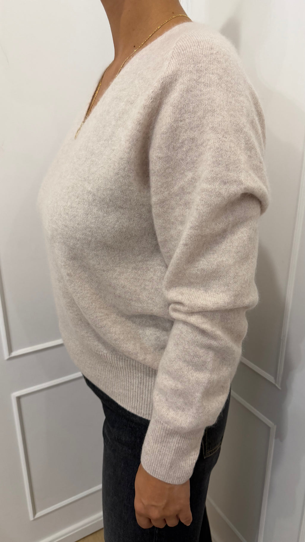 Maglia beige scollo a V lana/cashmere senza cuciture