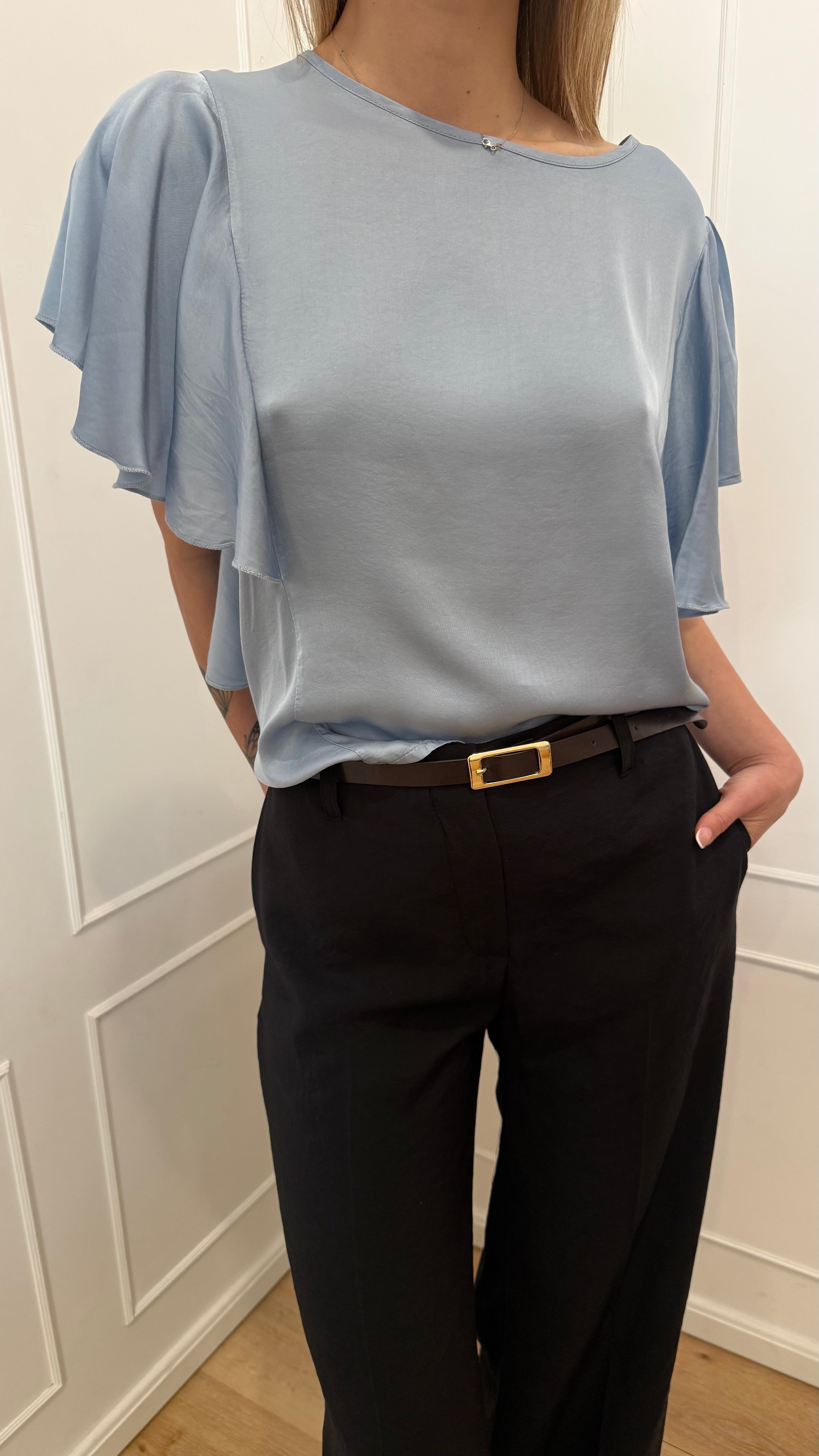 Blusa volant azzurra susymix