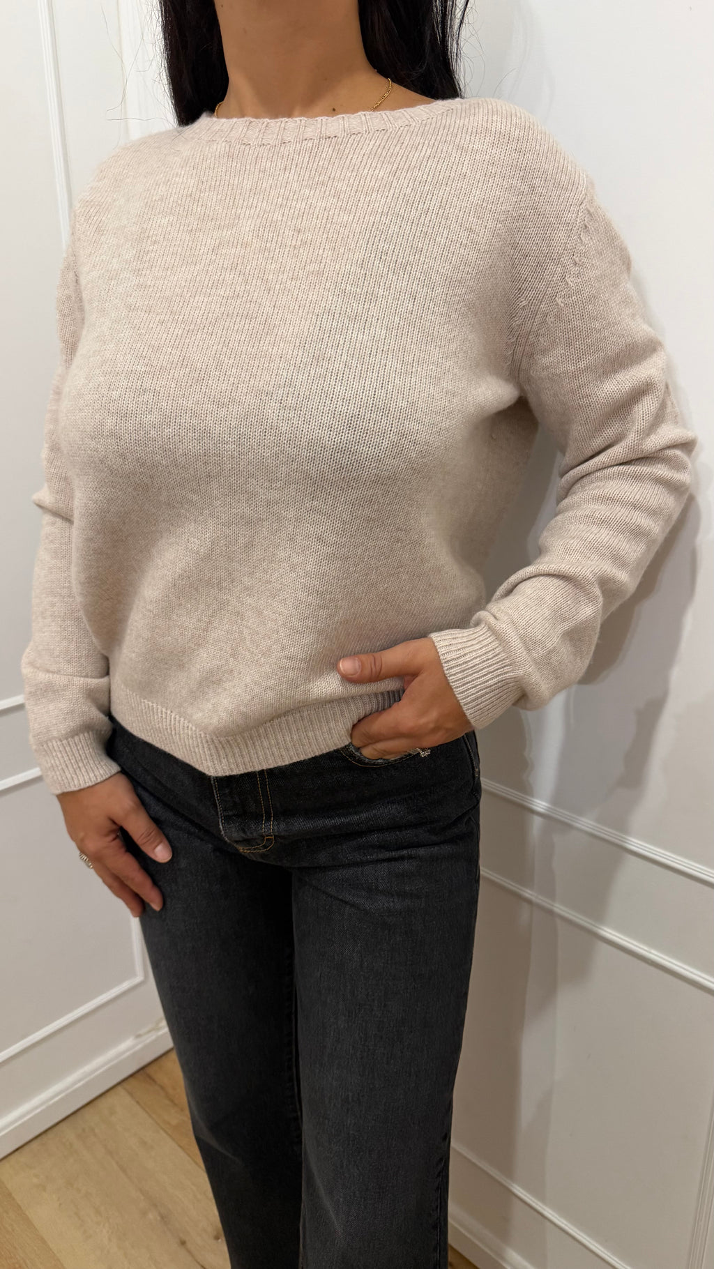 Maglia paricollo ampio cashmere beige griffai