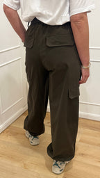Pantalone cargo moro con catena vicolo