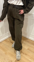 Pantalone cargo moro con catena vicolo