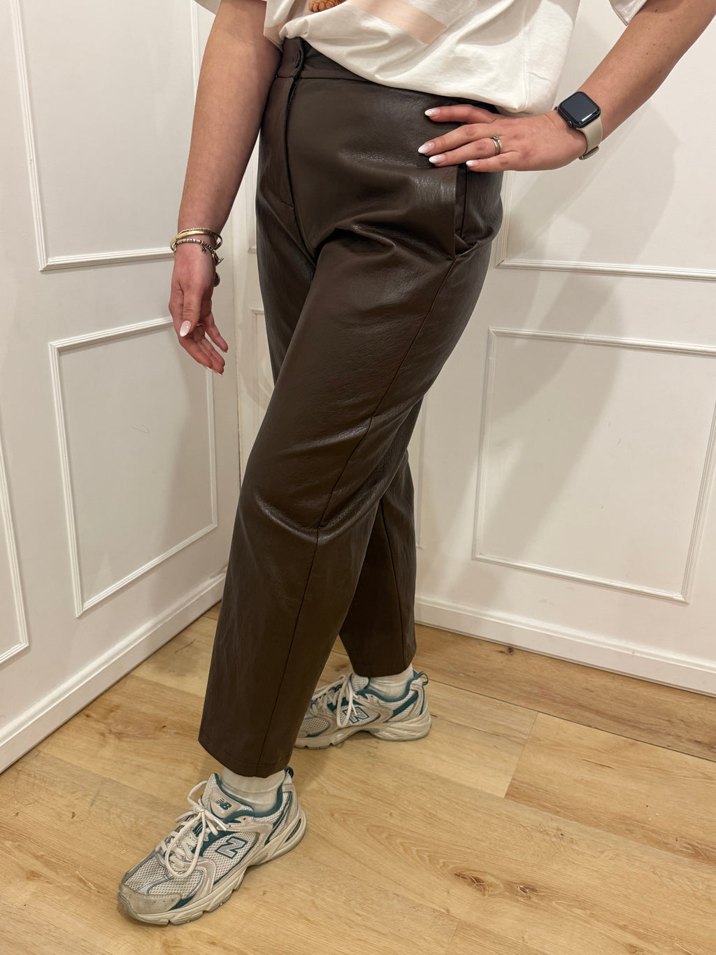 Pantalone ecopelle marrone Vicolo