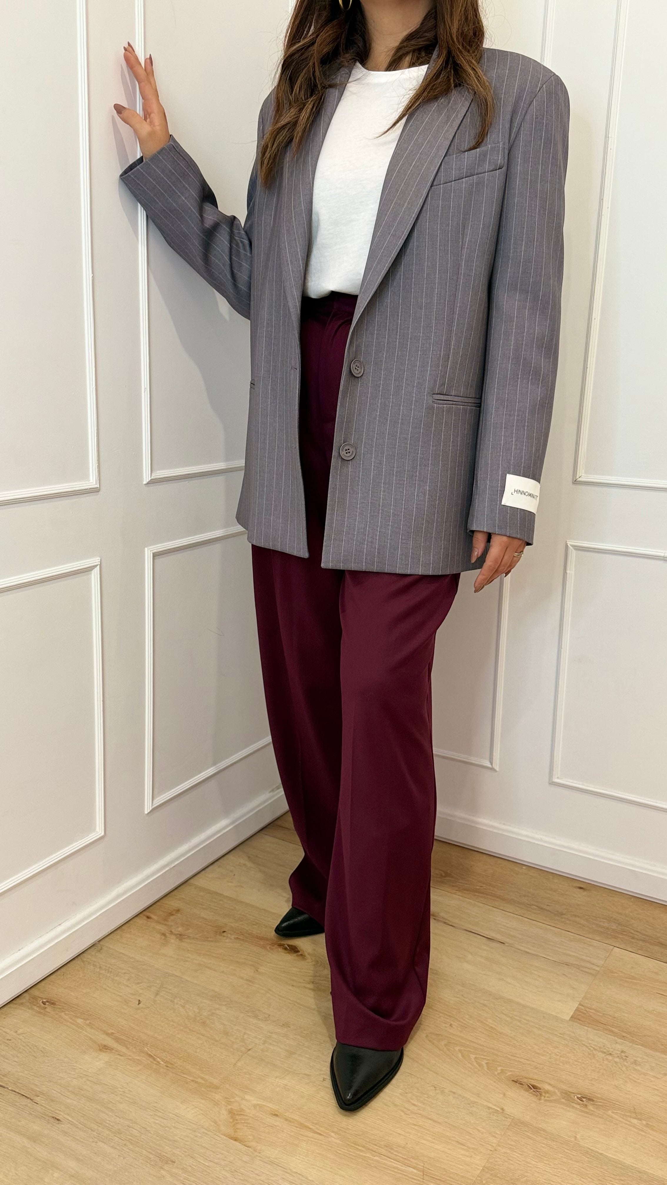 Giacca Gessata Con Spalline Hinnominate