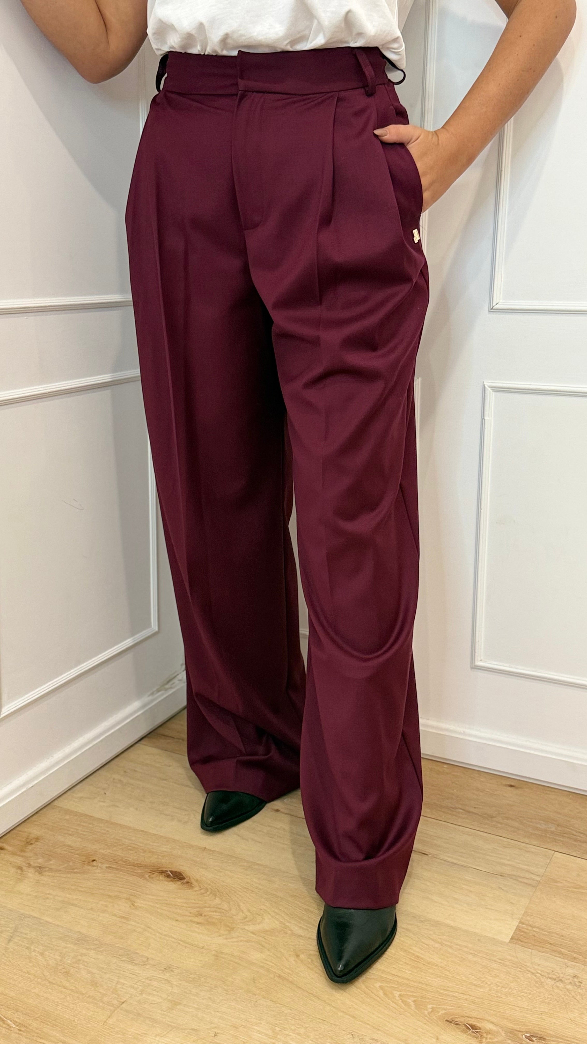 Pantalone over in twill con pences Hinnominate