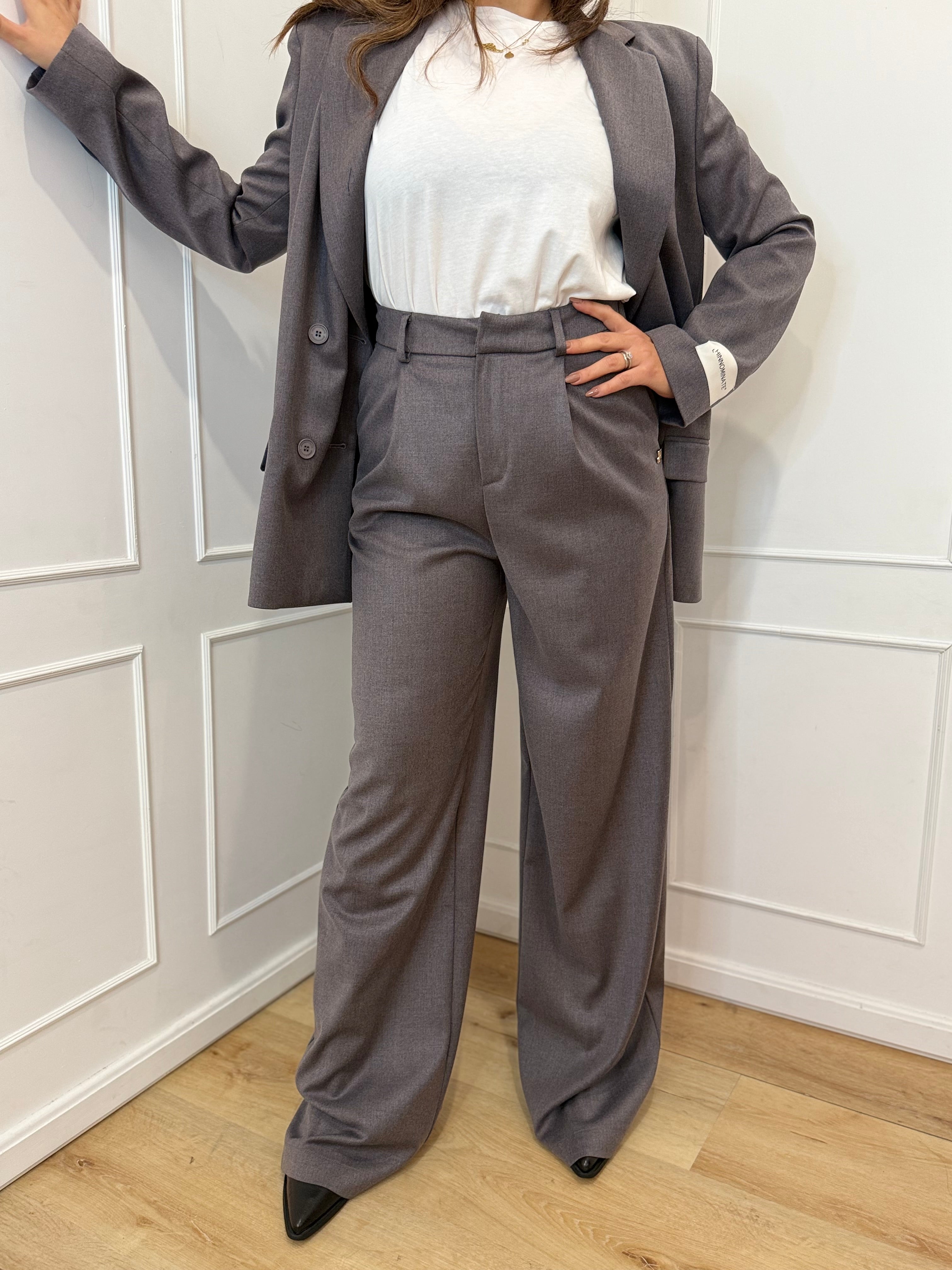 Pantalone over in twill con pences Hinnominate