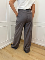 Pantalone over in twill con pences Hinnominate