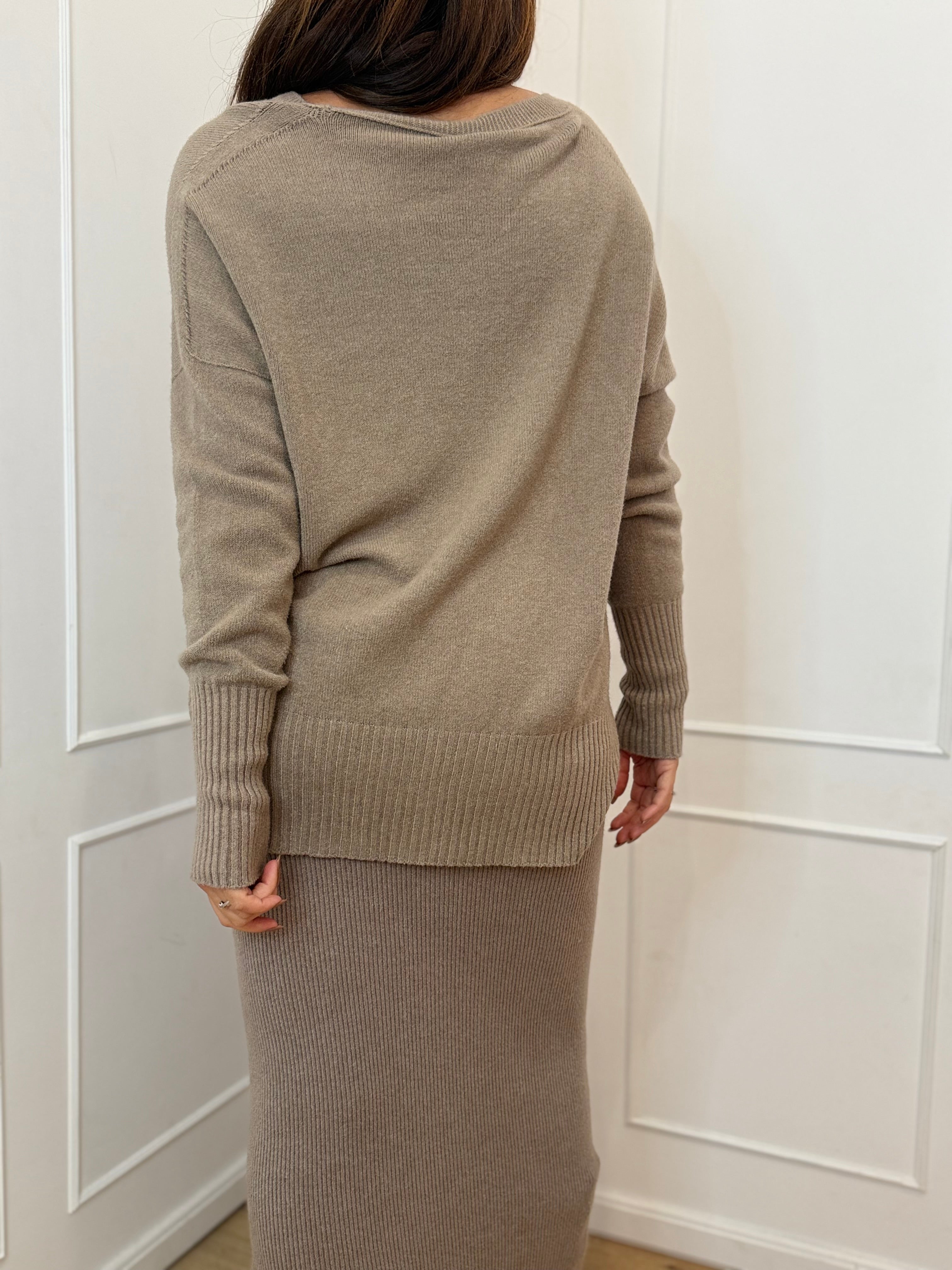 Maglia scollo V over kontatto