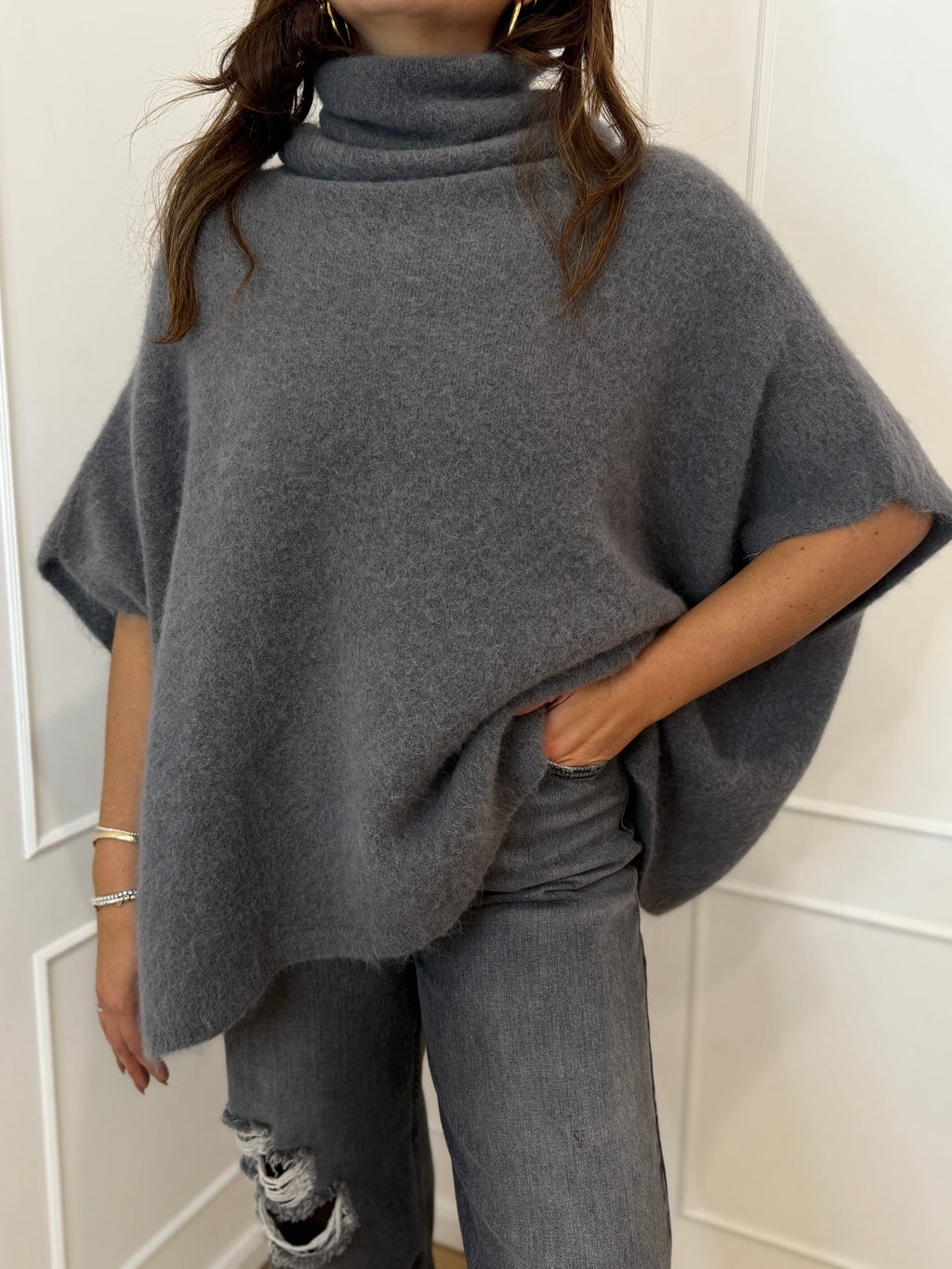 Maglia over collo ciambella kontatto