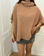 Maglia over collo ciambella kontatto