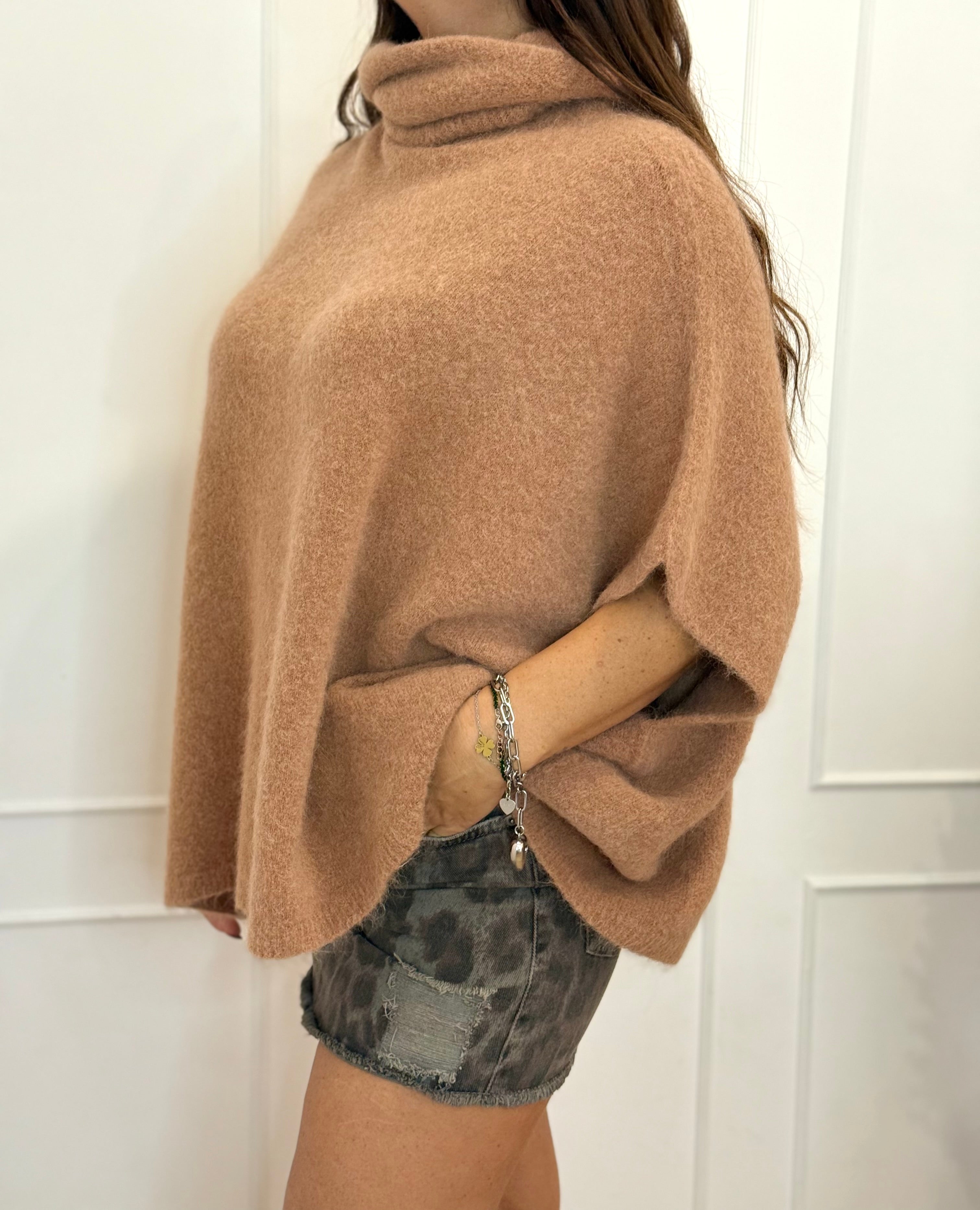 Maglia over collo ciambella kontatto