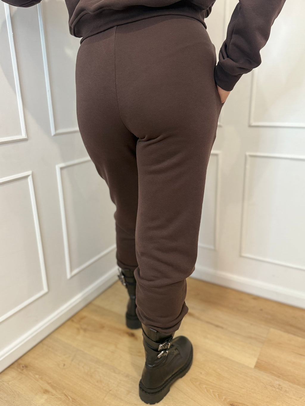 Pantalone basico con elastico al fondo Hinnominate