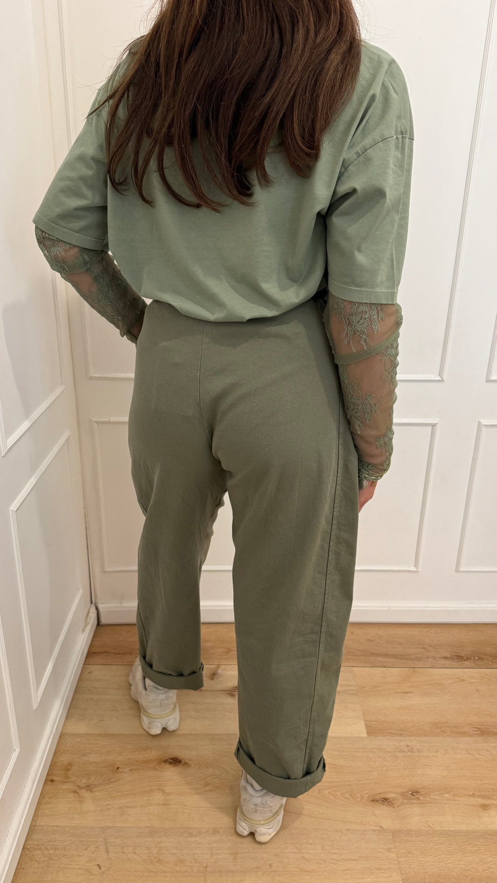T-shirt maniche in pizzo verde salvia Susy Mix