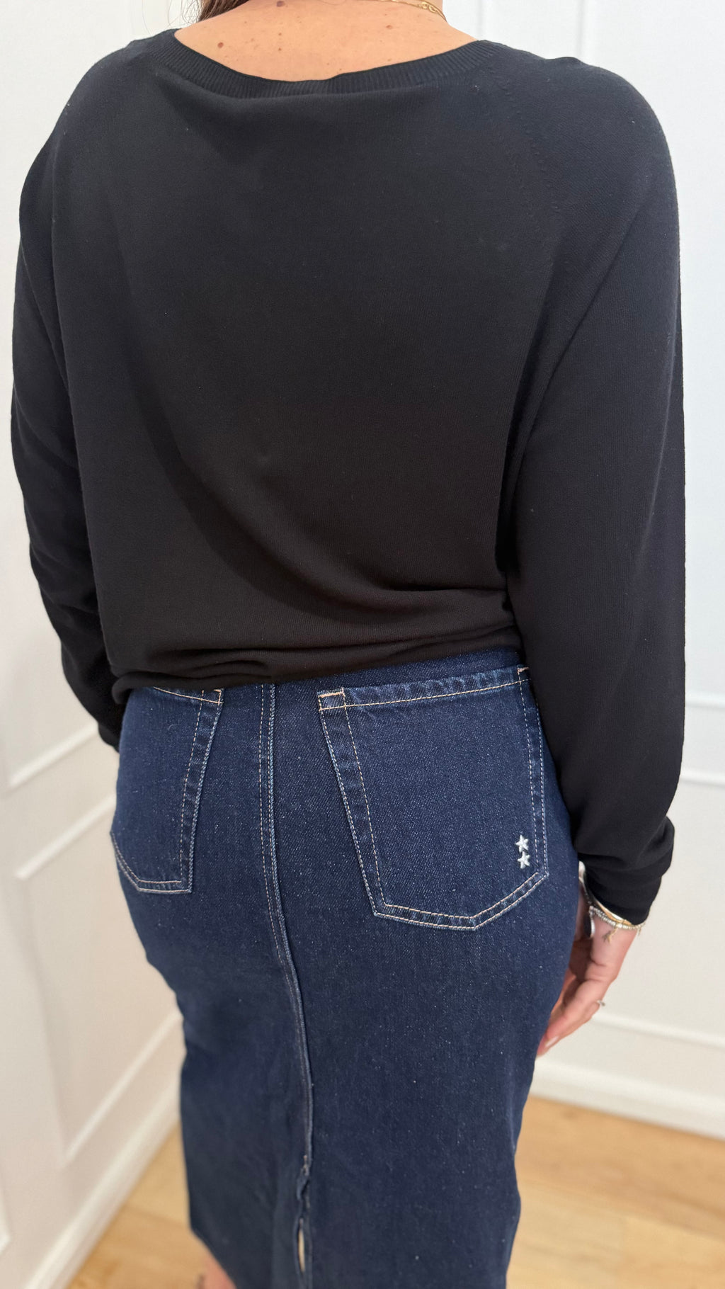 Girocollo raglan nero kontatto