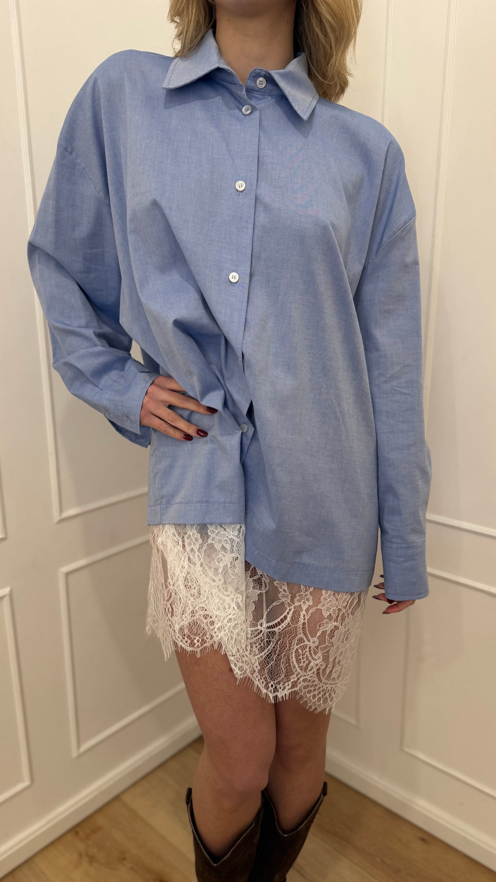 Camicia over con pizzo vicolo