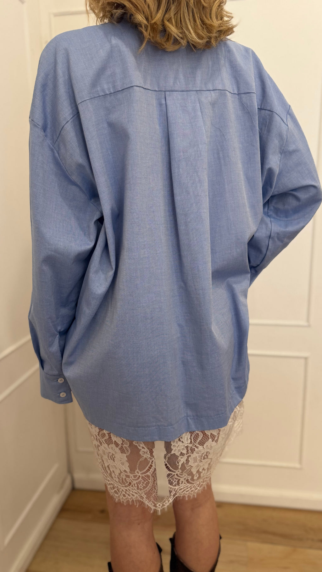 Camicia over con pizzo vicolo