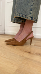 Slingback in camoscio colore cuoio  divine follie