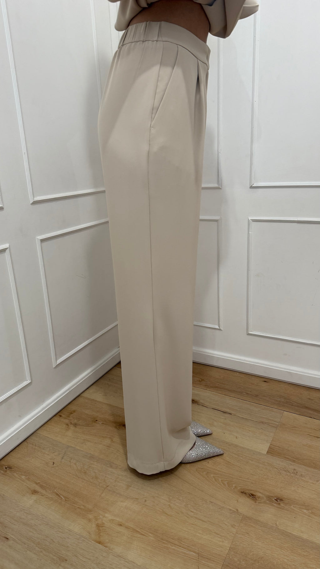 Tailleur con cintura avorio kontatto