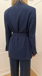 Tailleur con cintura blu kontatto