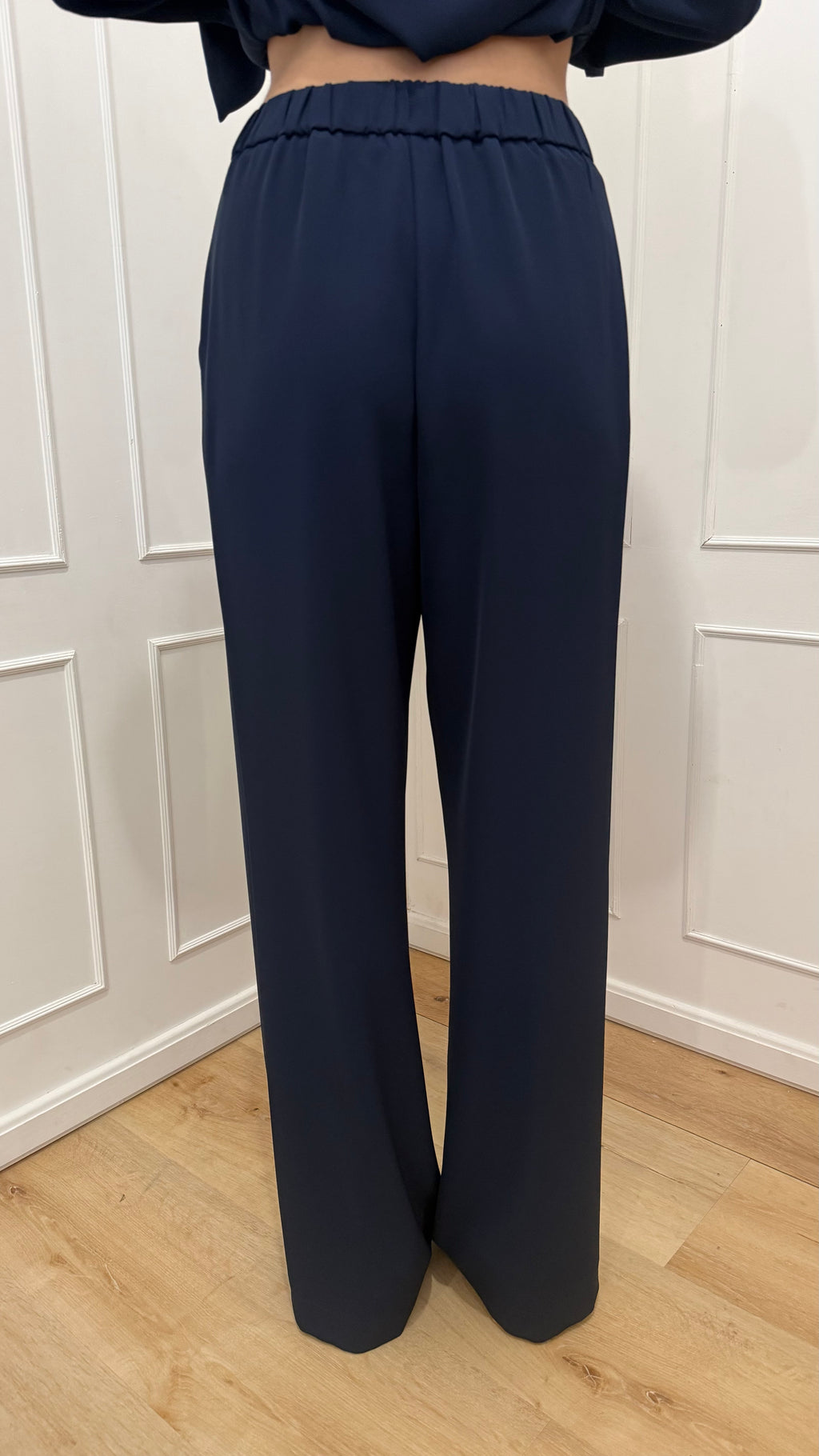 Tailleur con cintura blu kontatto