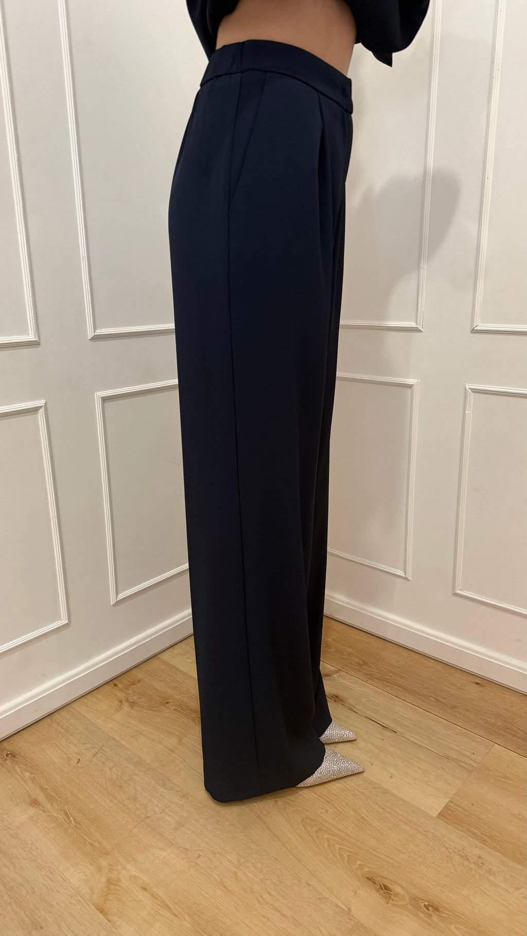 Tailleur con cintura blu kontatto