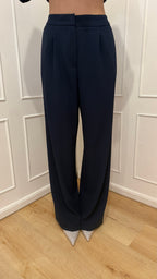 Tailleur con cintura blu kontatto